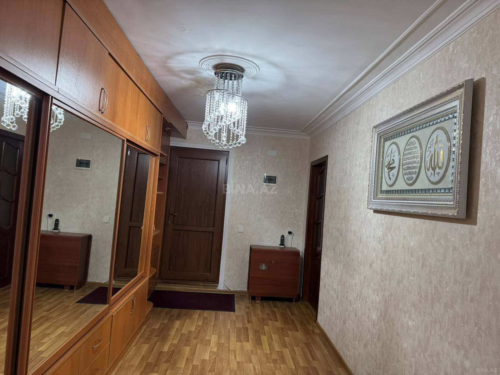 3 otaqlı Köhnə tikili, Nəriman Nərimanov m., Bakı
