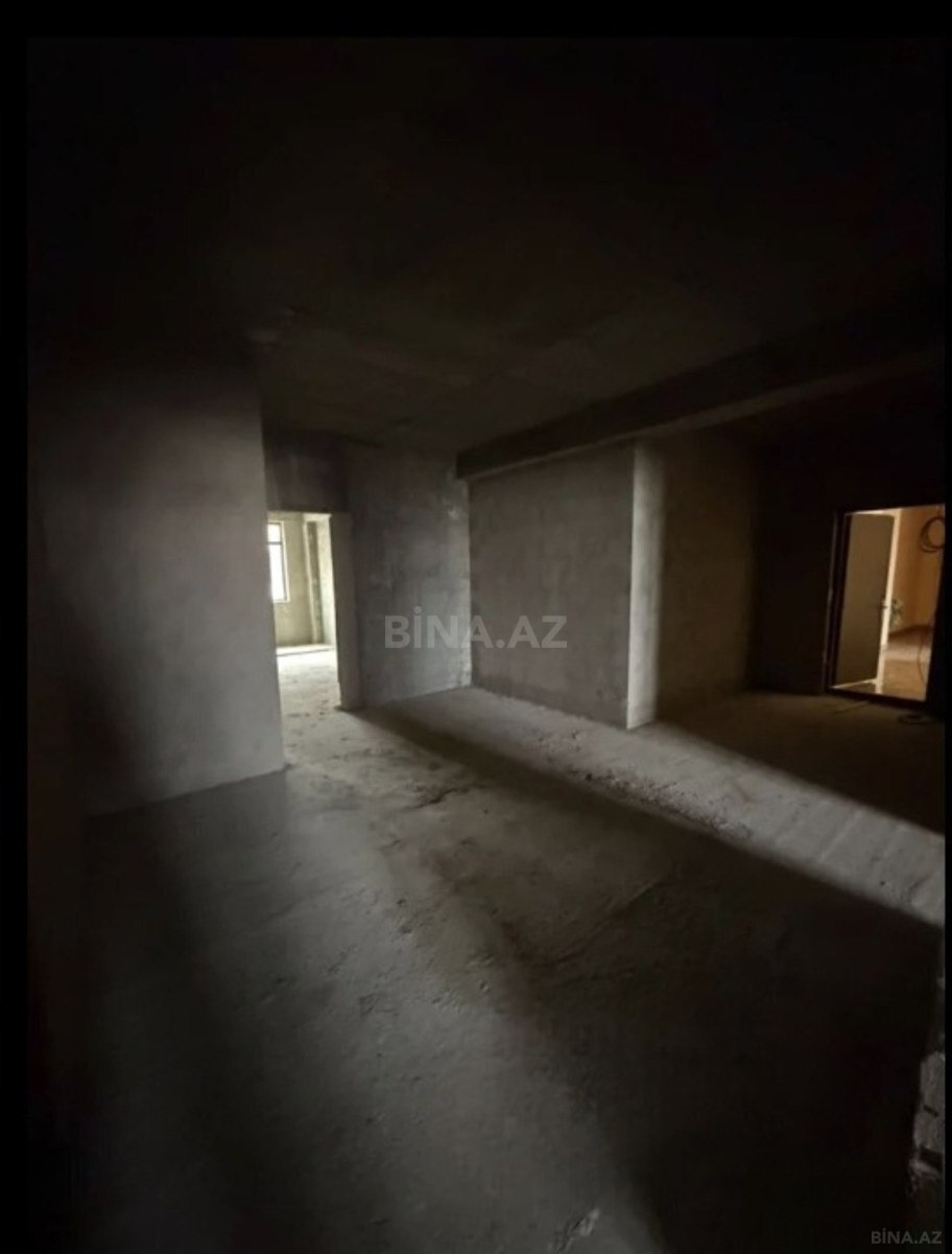 3 otaqlı Yeni tikili, Neftçilər m., Bakı