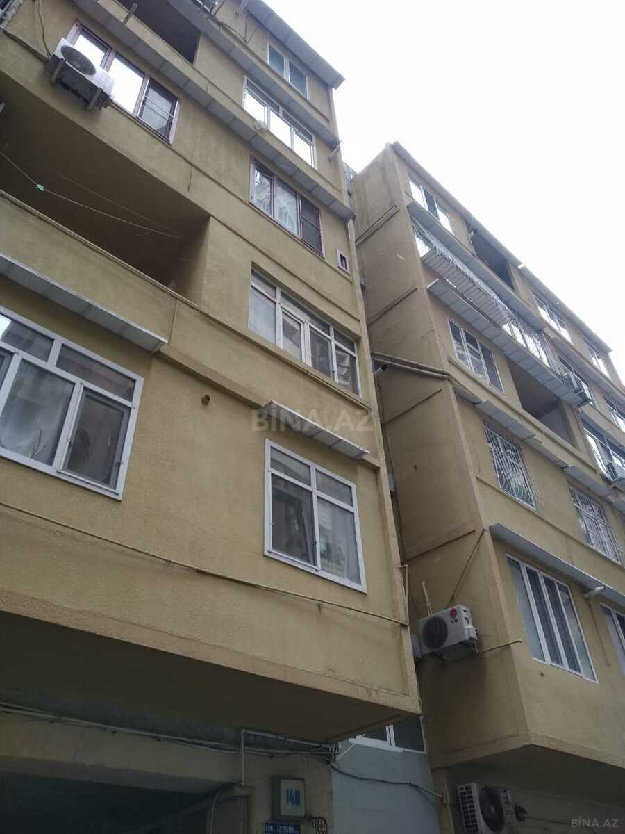 3 otaqlı Köhnə tikili, 28 May m., Bakı
