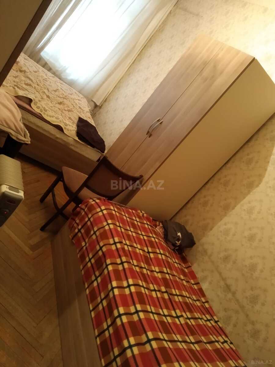 3 otaqlı Köhnə tikili, 28 May m., Bakı