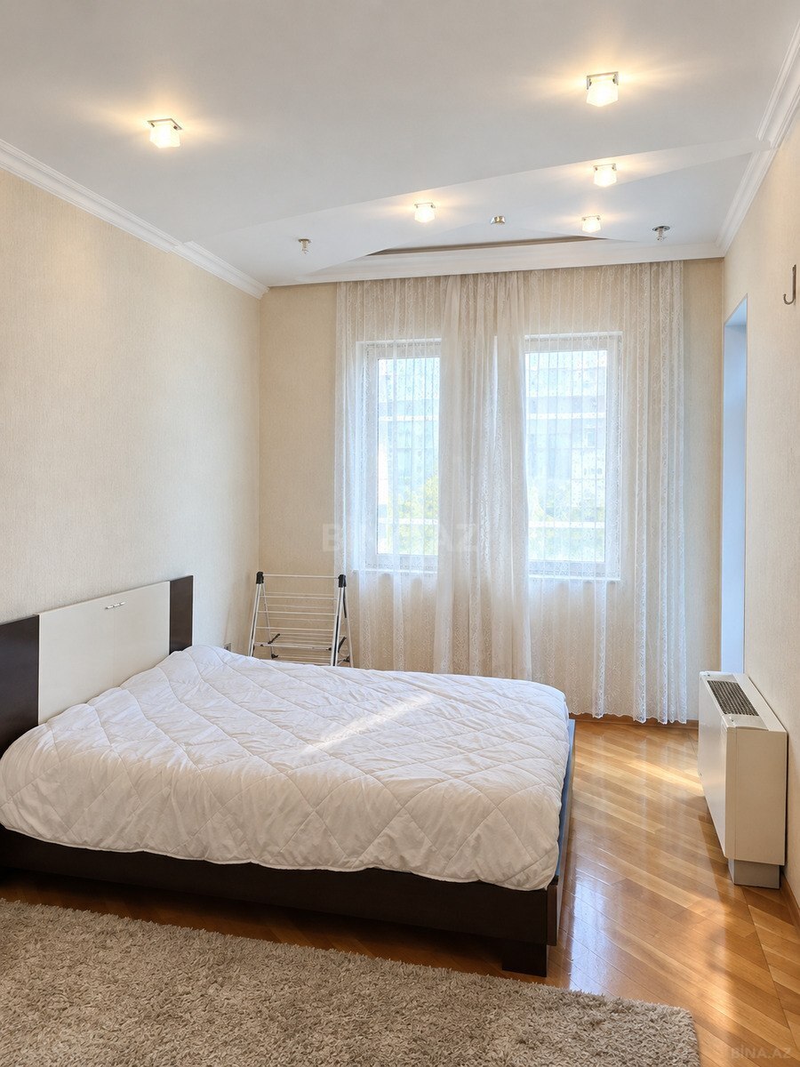 4 otaqlı Yeni tikili, 28 May m., Bakı