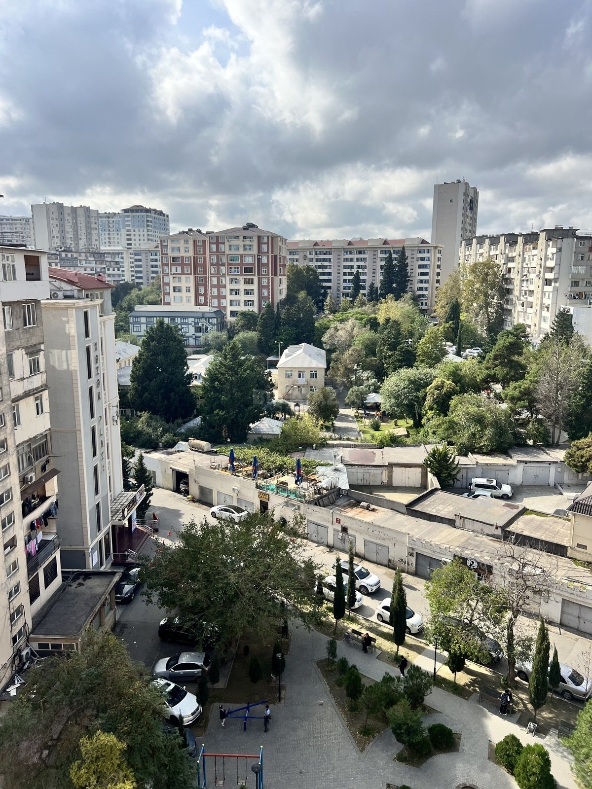 5 otaqlı Köhnə tikili, Binəqədi q., Bakı