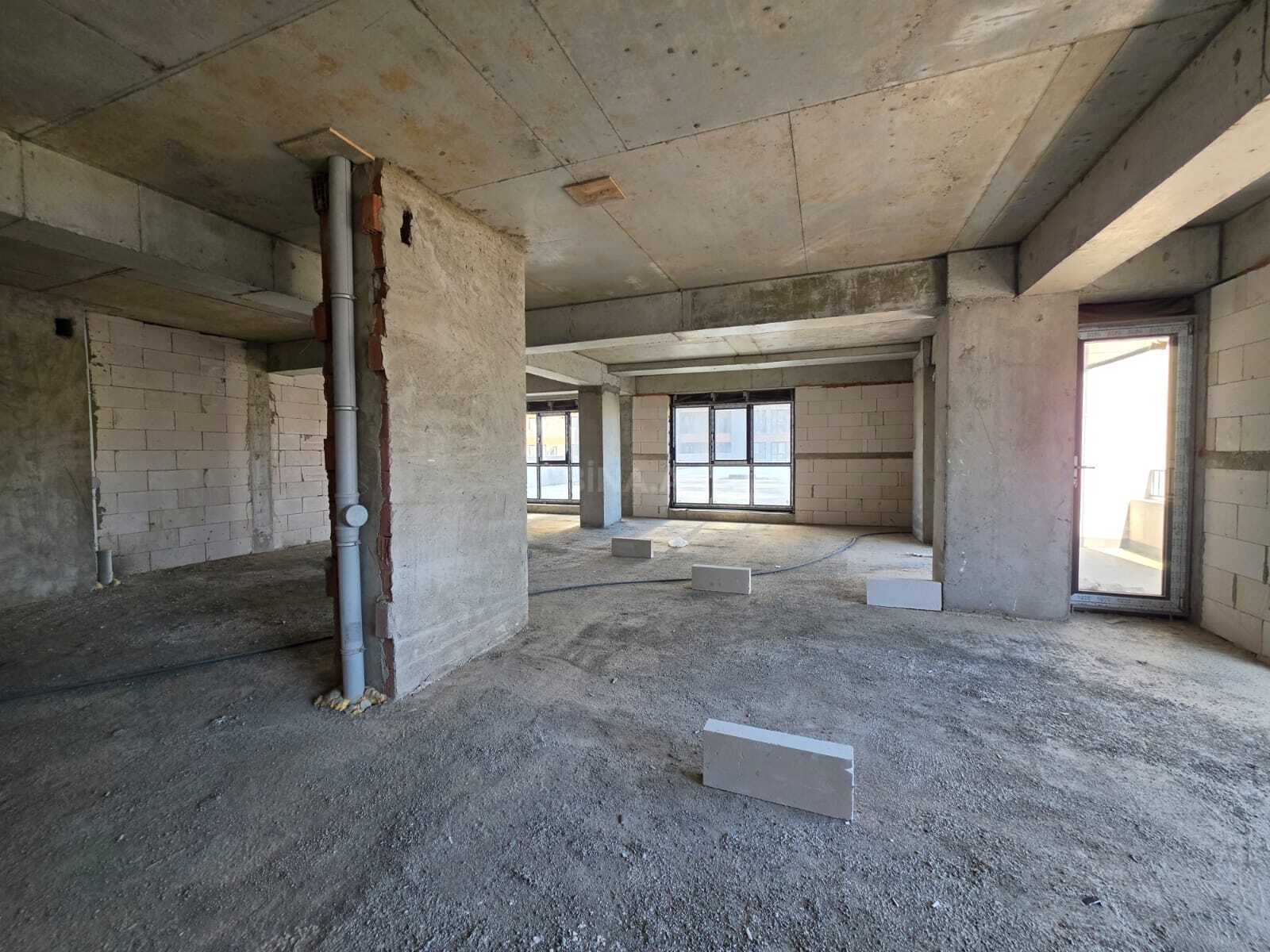 3 otaqlı Yeni tikili, Şah İsmayıl Xətai m., Bakı