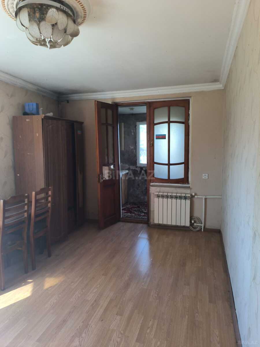 2 otaqlı Köhnə tikili, Neftçilər m., Bakı