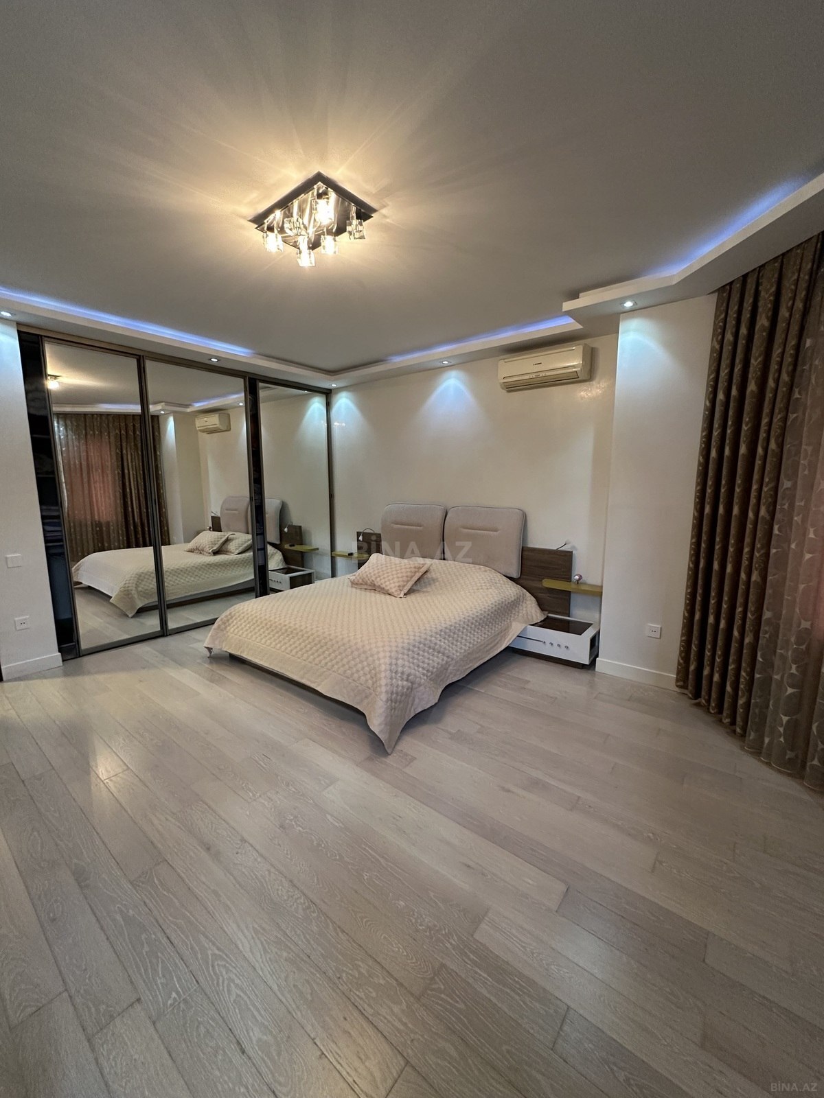 5 otaqlı Həyət evi/Bağ evi, Neftçilər m., Bakı