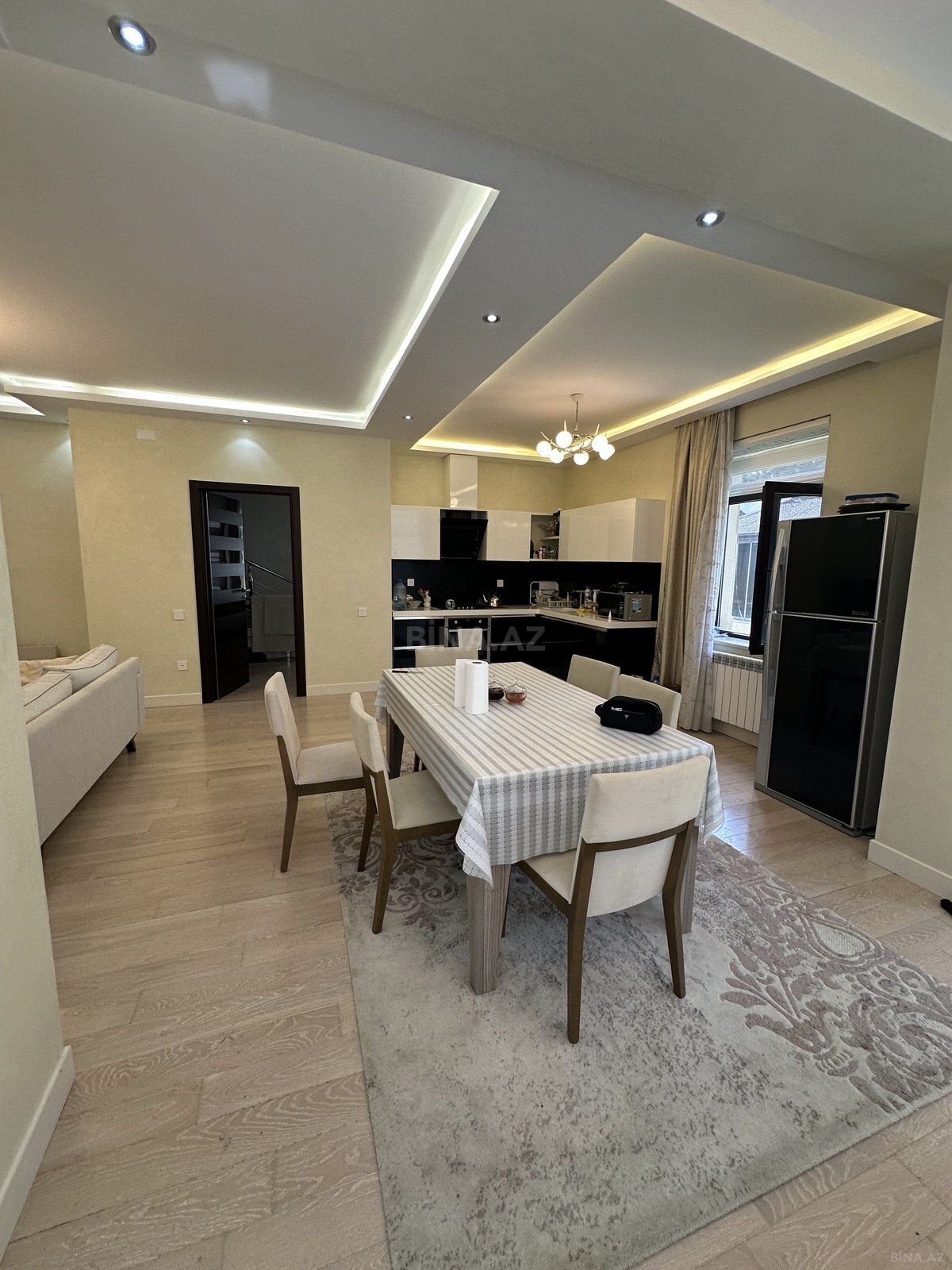 5 otaqlı Həyət evi/Bağ evi, Neftçilər m., Bakı