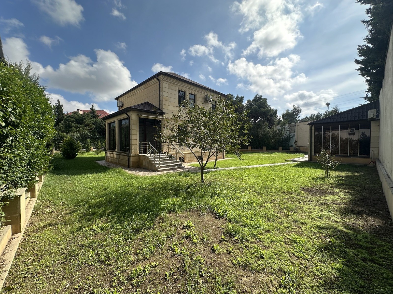 5 otaqlı Həyət evi/Bağ evi, Neftçilər m., Bakı