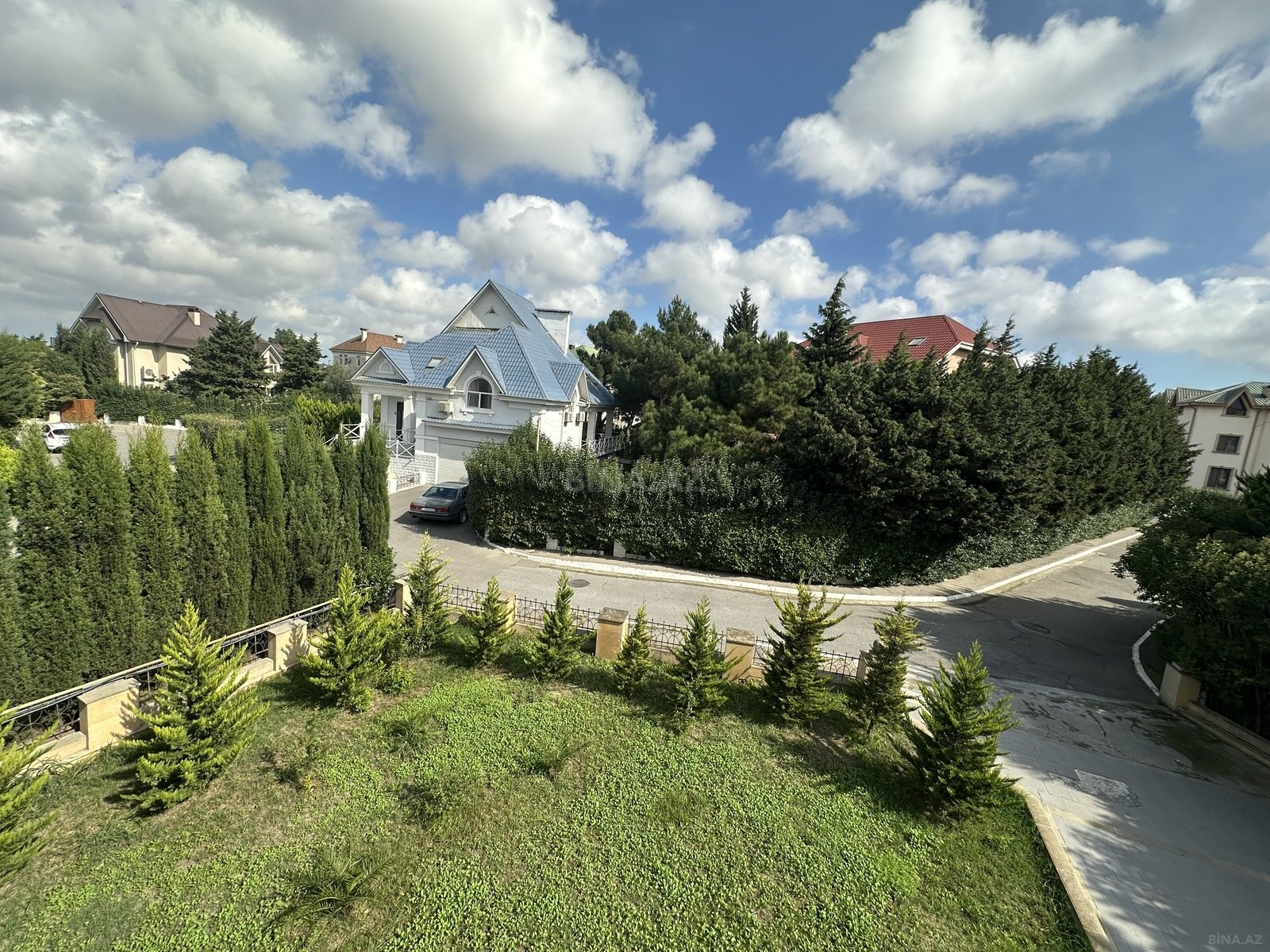 5 otaqlı Həyət evi/Bağ evi, Neftçilər m., Bakı