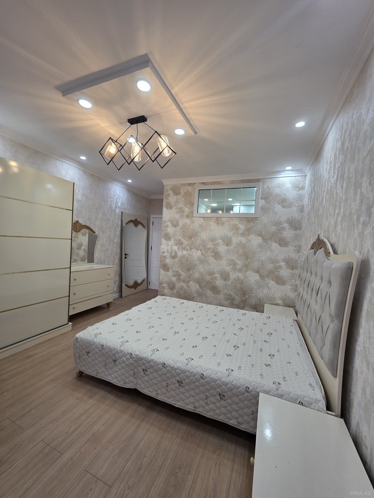 2 otaqlı Yeni tikili, Bakıxanov q., Bakı
