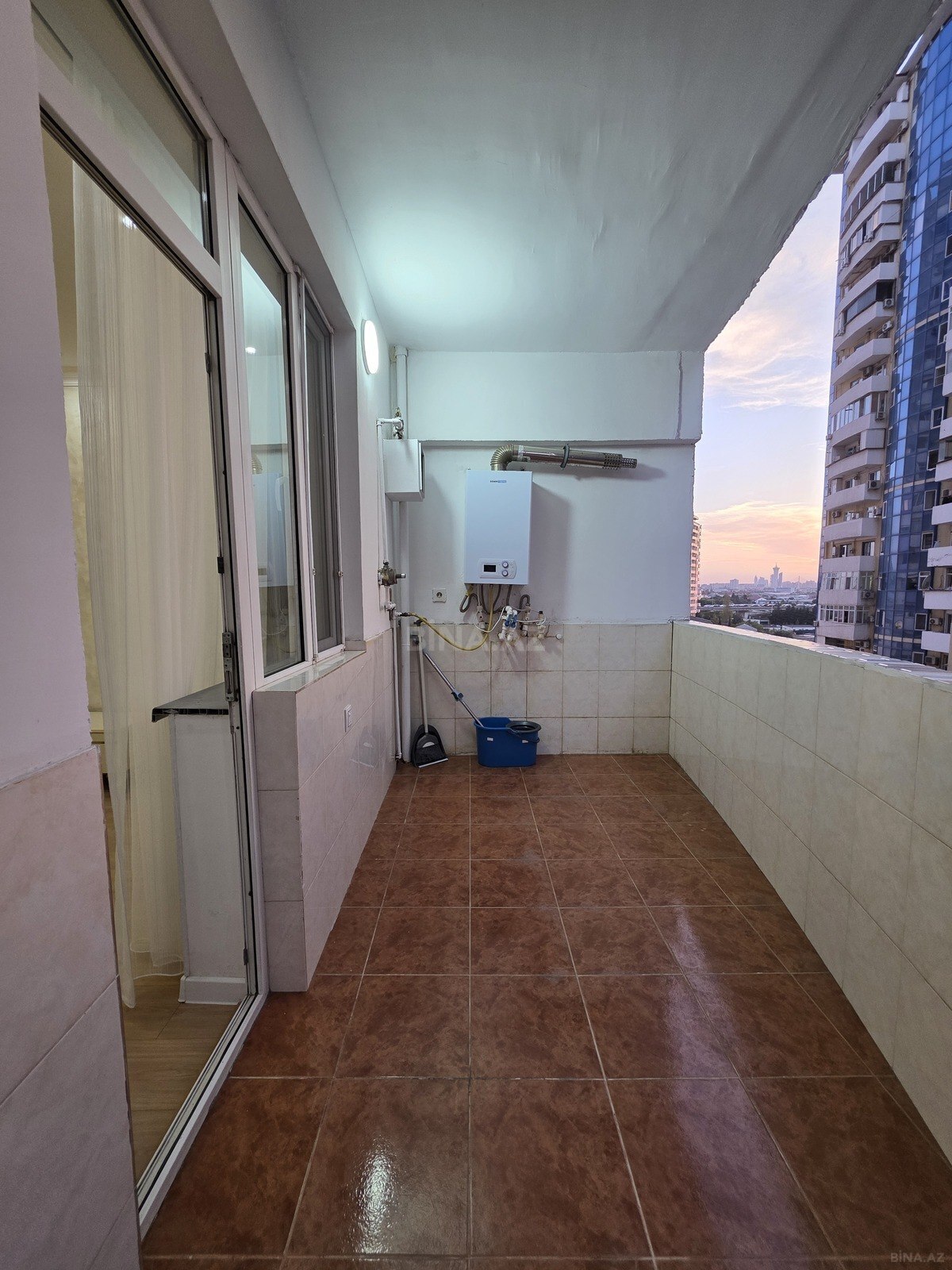 2 otaqlı Yeni tikili, Bakıxanov q., Bakı
