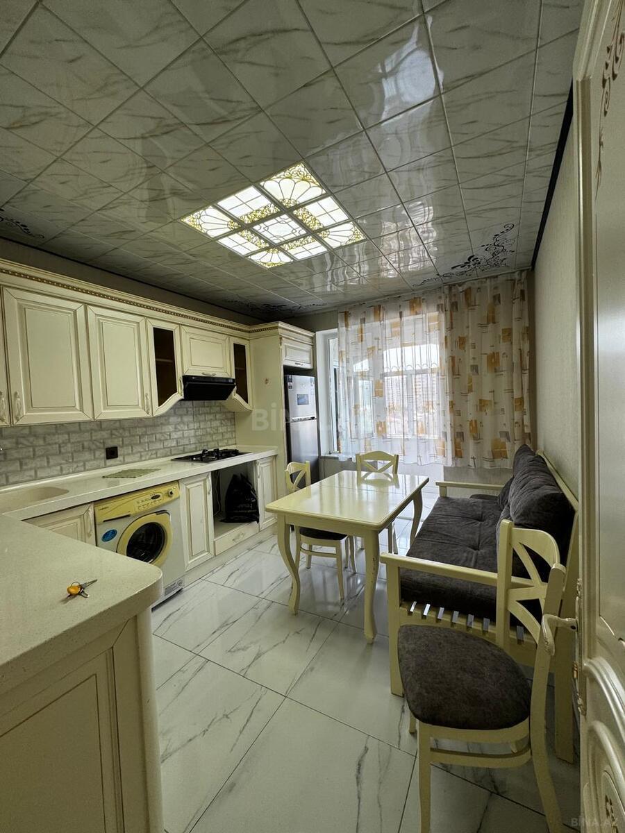 2 otaqlı Yeni tikili, Neftçilər m., Bakı