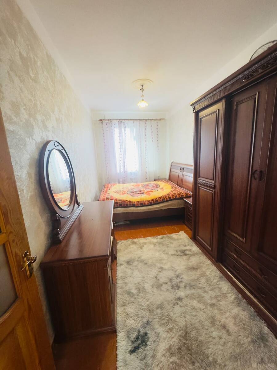 2 otaqlı Köhnə tikili, 20 Yanvar m., Bakı