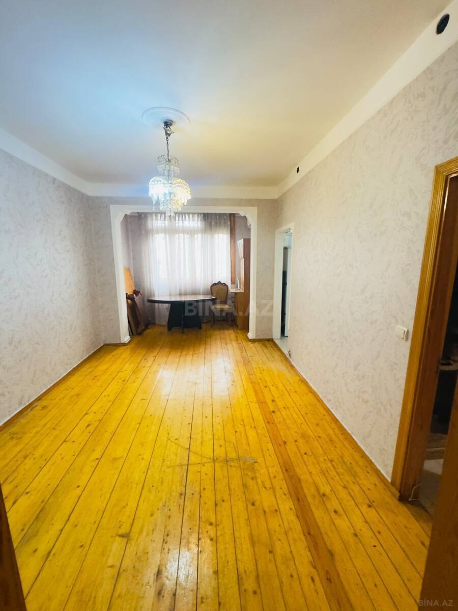 2 otaqlı Köhnə tikili, 20 Yanvar m., Bakı
