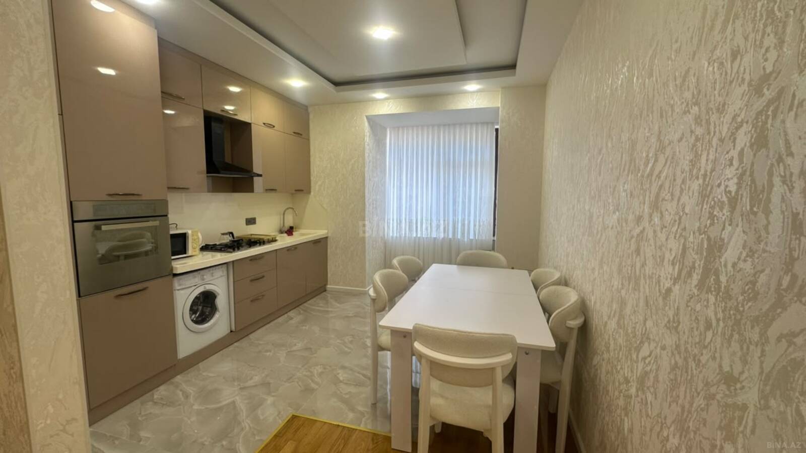 4 otaqlı Yeni tikili, İçəri Şəhər m., Bakı