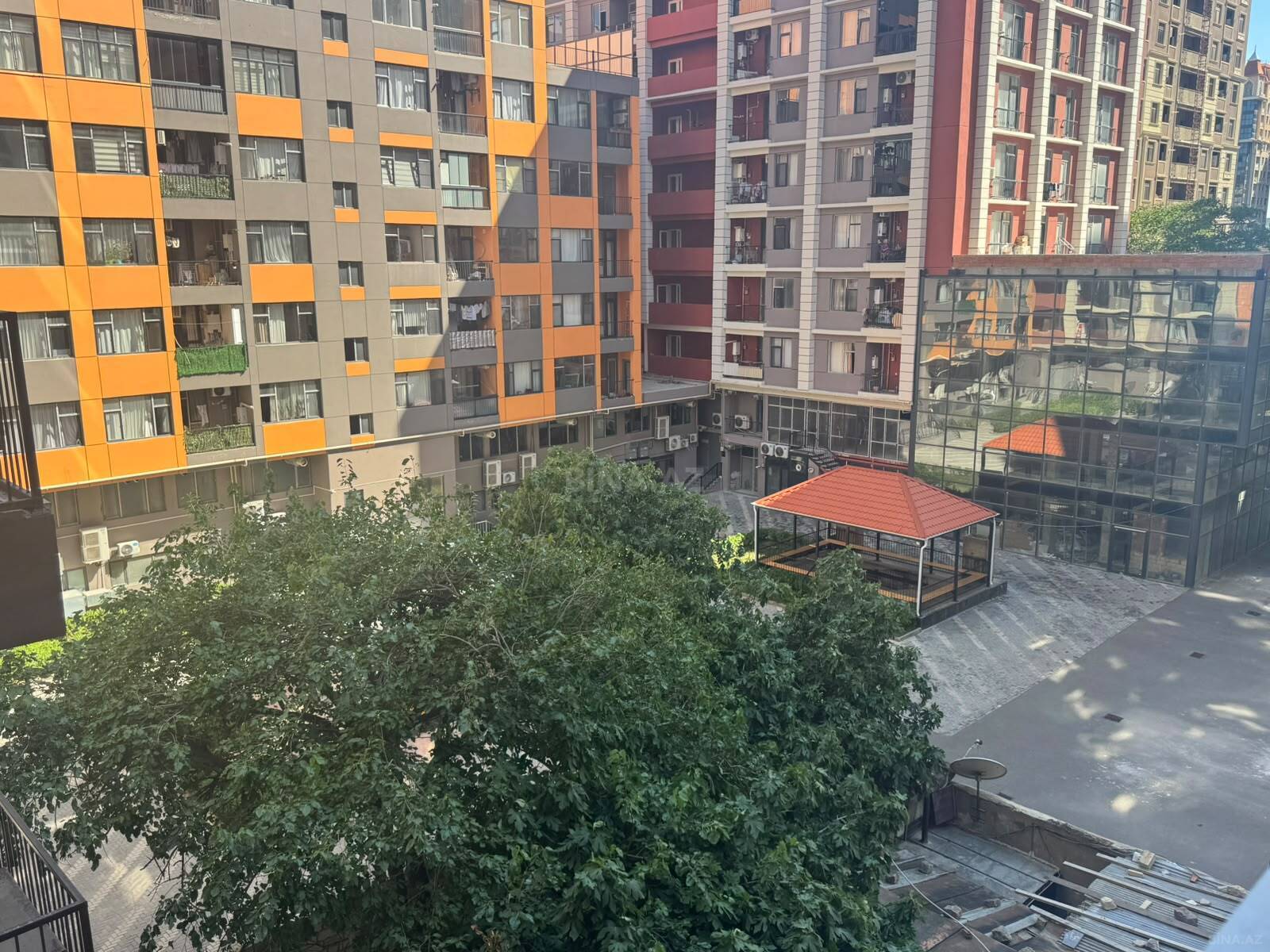 3 otaqlı Yeni tikili, Gənclik m., Bakı