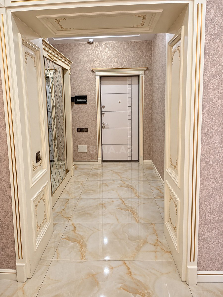 3 otaqlı Yeni tikili, 8 Noyabr m., Bakı