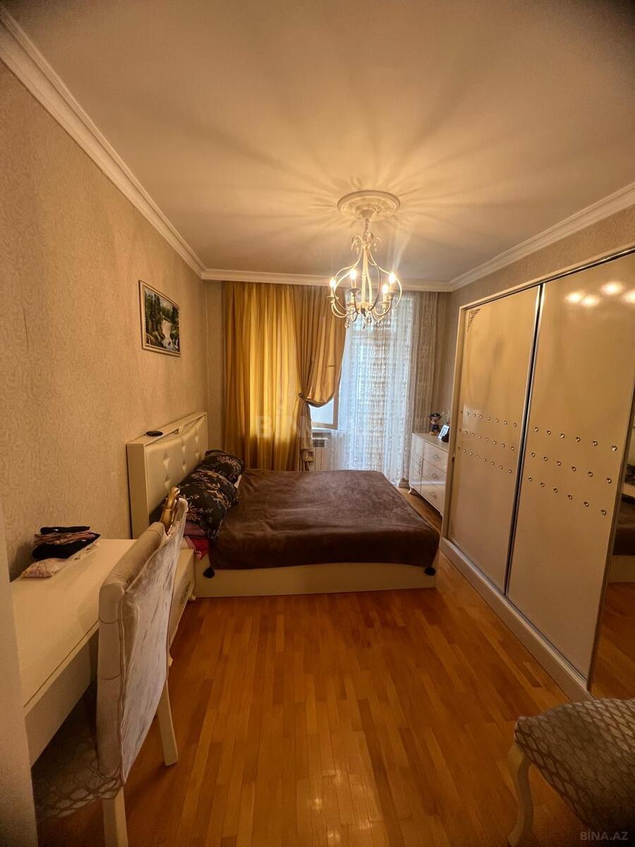 2 otaqlı Köhnə tikili, Azadlıq Prospekti m., Bakı