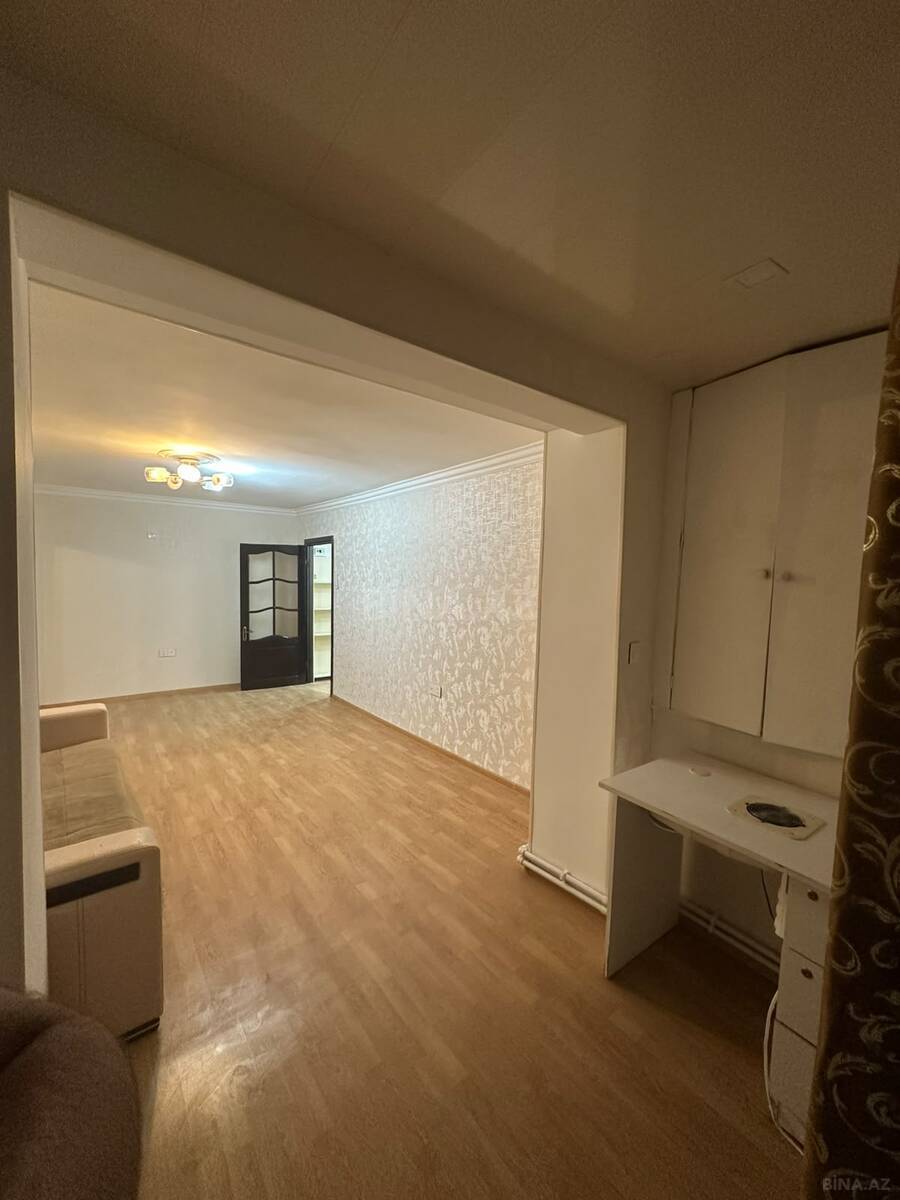 2 otaqlı Köhnə tikili, İnşaatçılar m., Bakı