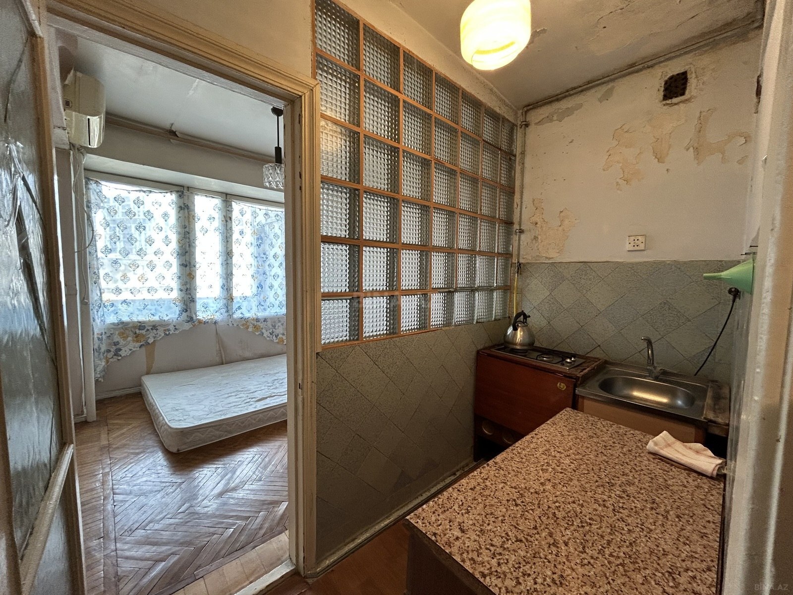 1 otaqlı Köhnə tikili, Gənclik m., Bakı
