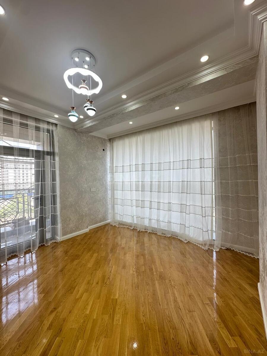 3 otaqlı Yeni tikili, 28 May m., Bakı
