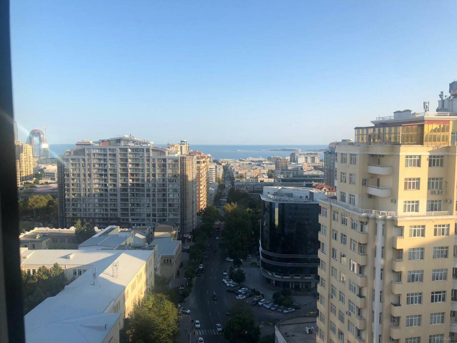 4 otaqlı Yeni tikili, 28 May m., Bakı