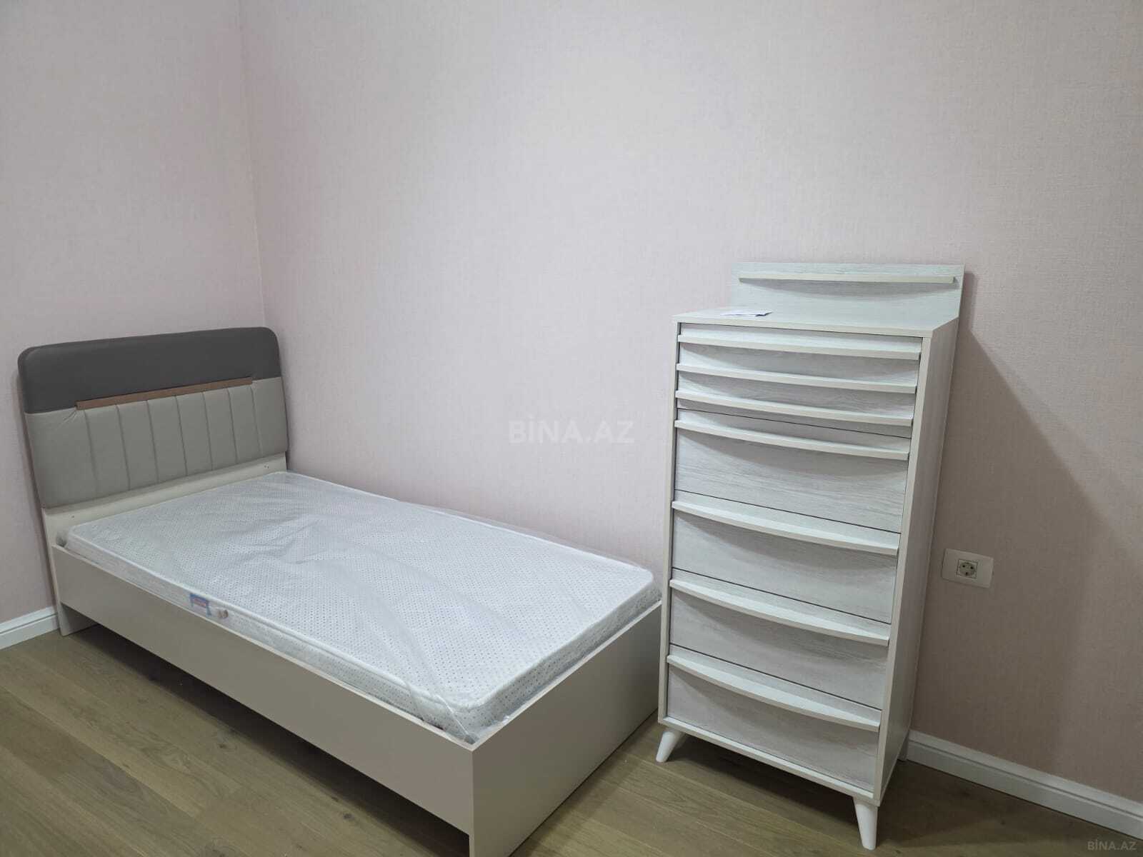 3 otaqlı Yeni tikili, İnşaatçılar m., Bakı
