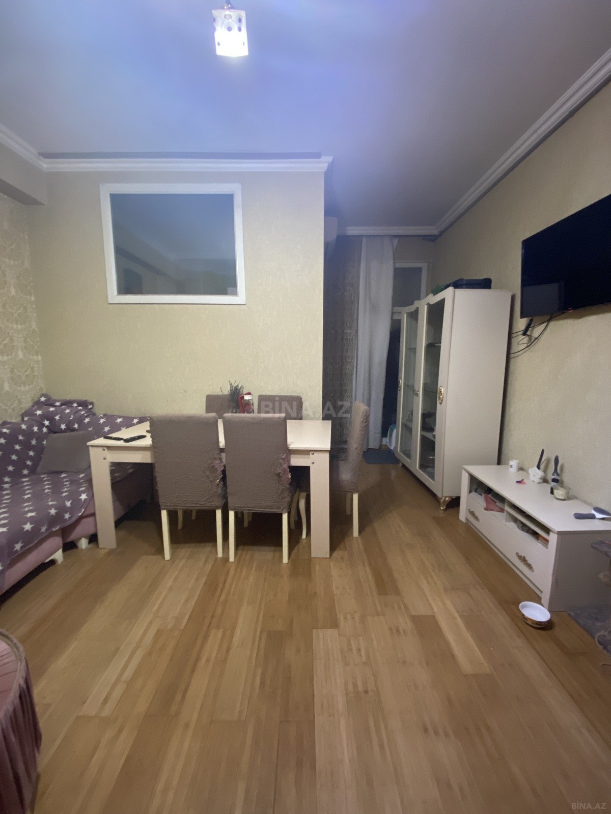 3 otaqlı Yeni tikili, Xırdalan