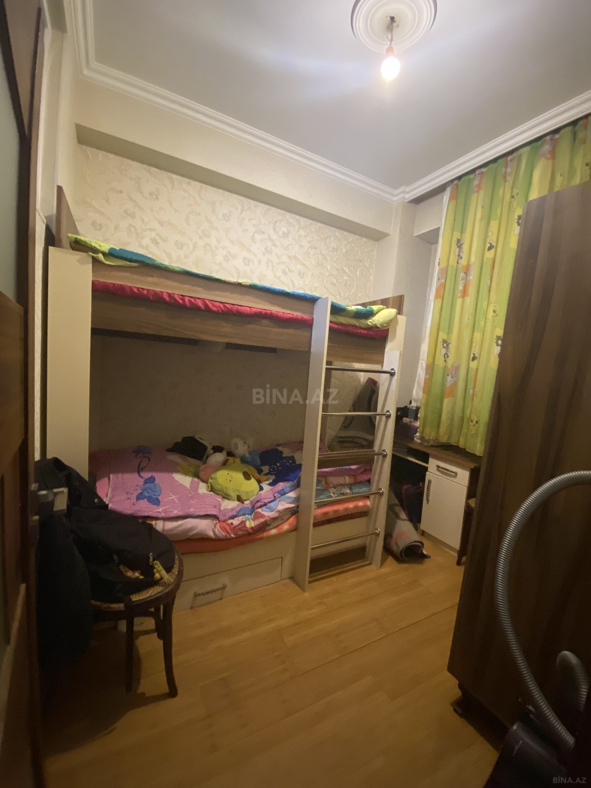 3 otaqlı Yeni tikili, Xırdalan
