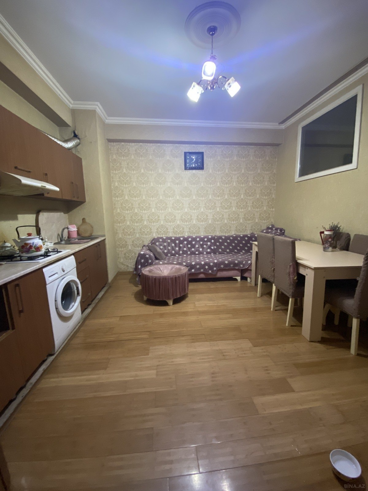 3 otaqlı Yeni tikili, Xırdalan