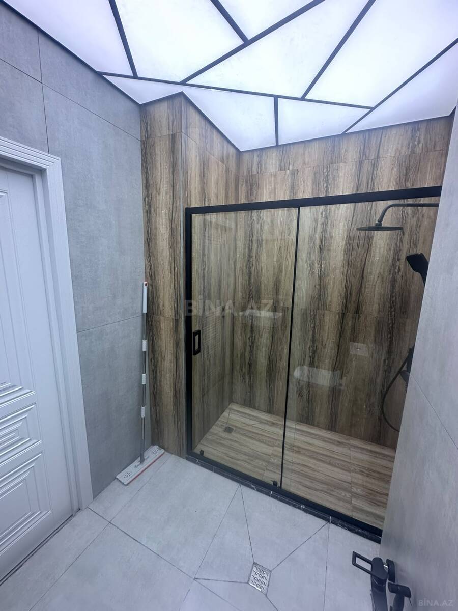 3 otaqlı Yeni tikili, Xırdalan
