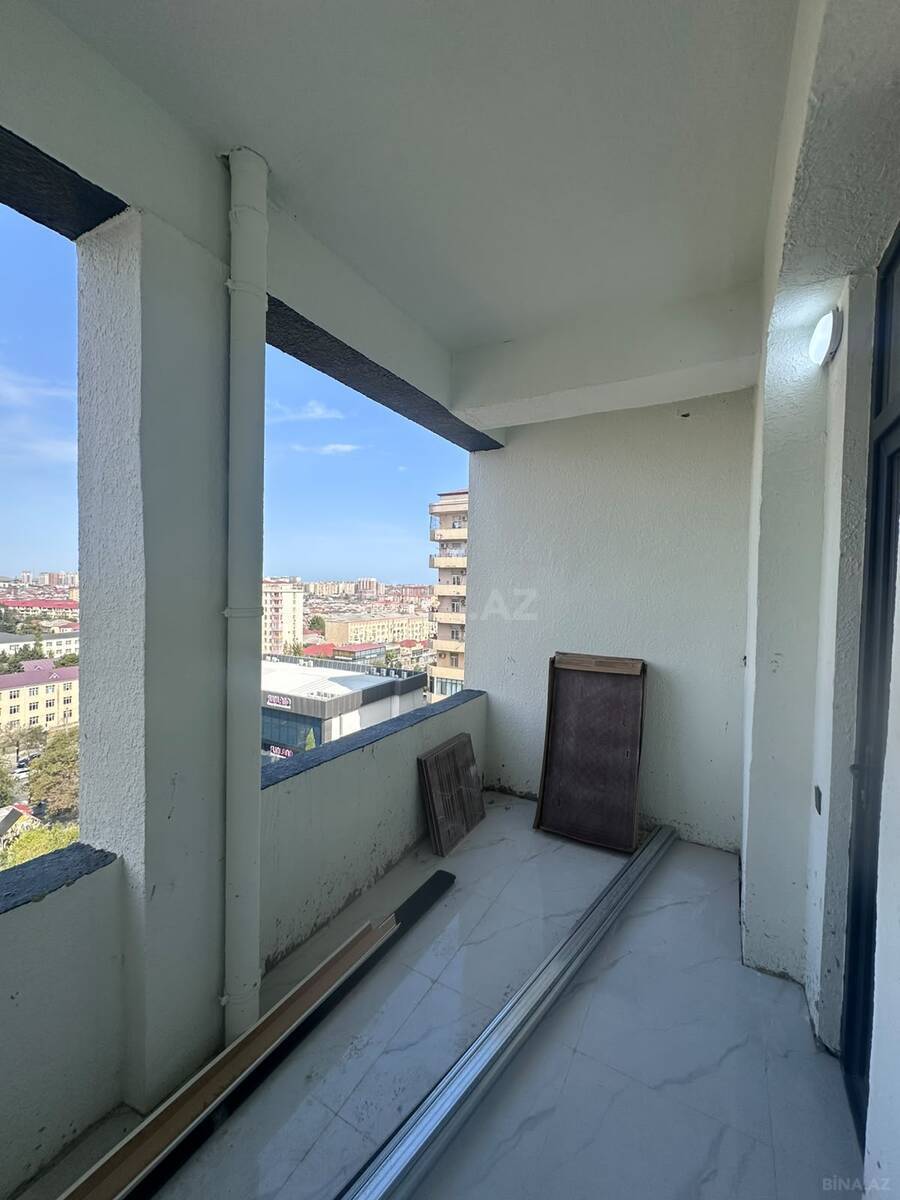 3 otaqlı Yeni tikili, Xırdalan