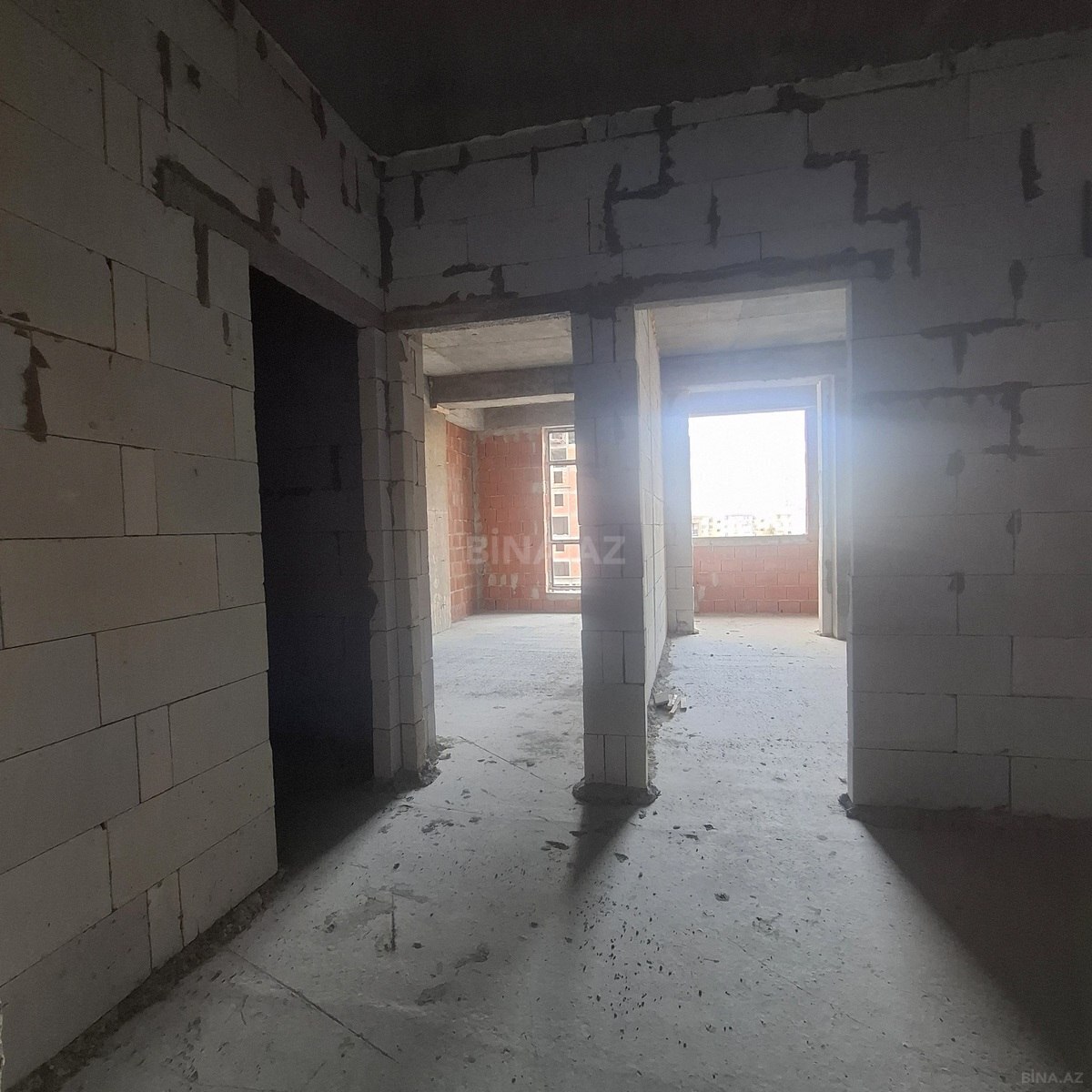 3 otaqlı Yeni tikili, Qara Qarayev m., Bakı