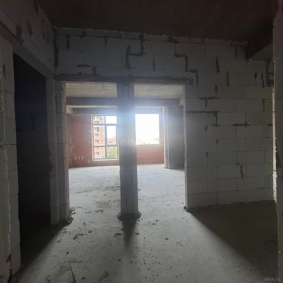 3 otaqlı Yeni tikili, Qara Qarayev m., Bakı