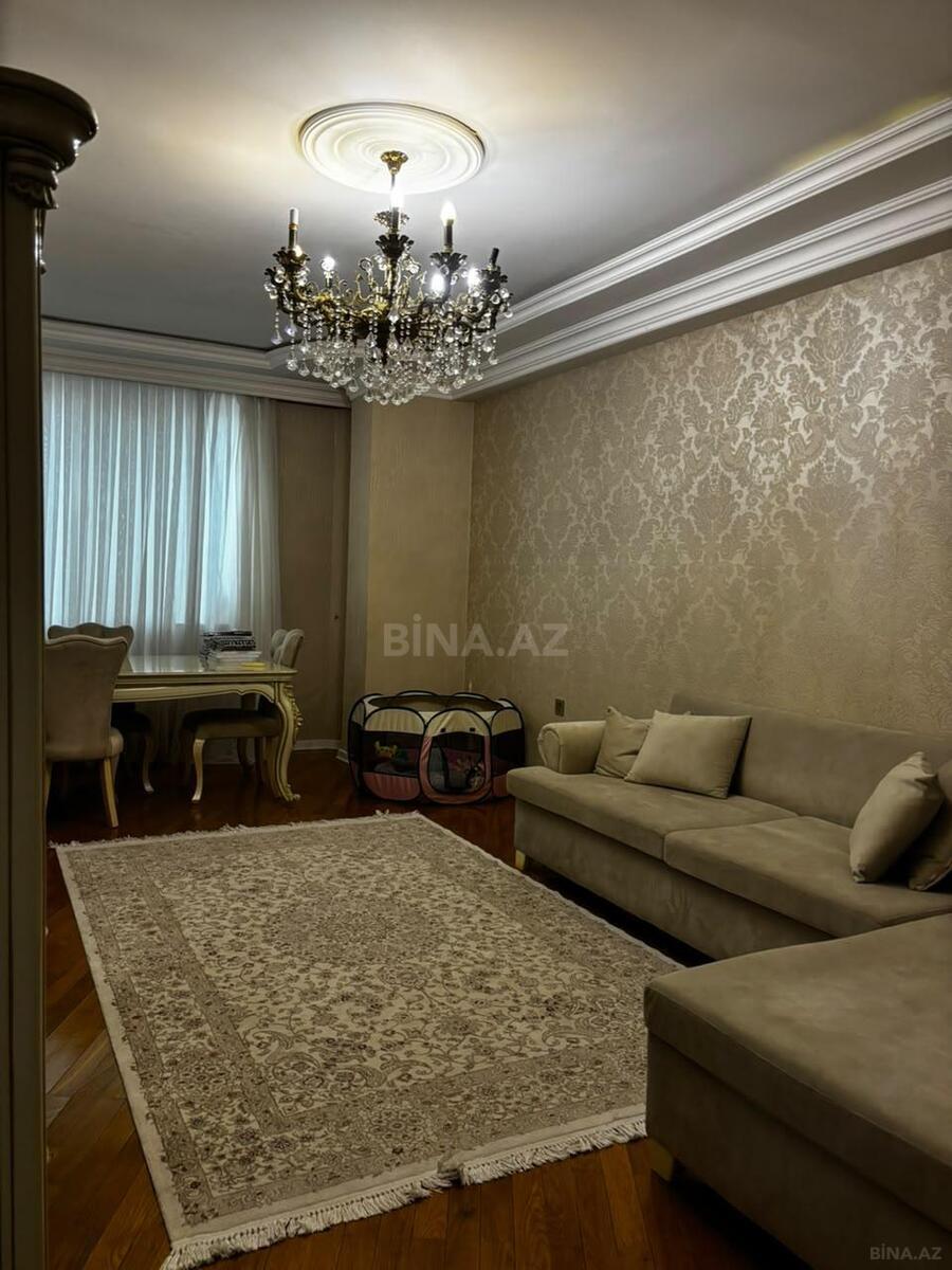 3 otaqlı Yeni tikili, 7-ci mikrorayon q., Bakı