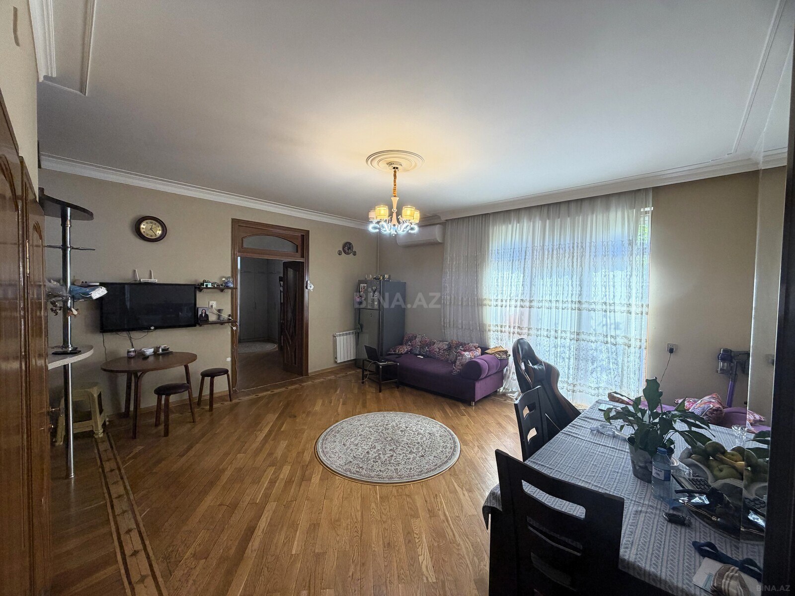 3 otaqlı Köhnə tikili, Şah İsmayıl Xətai m., Bakı