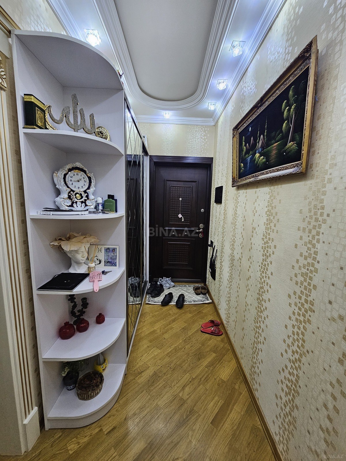 3 otaqlı Yeni tikili, 7-ci mikrorayon q., Bakı