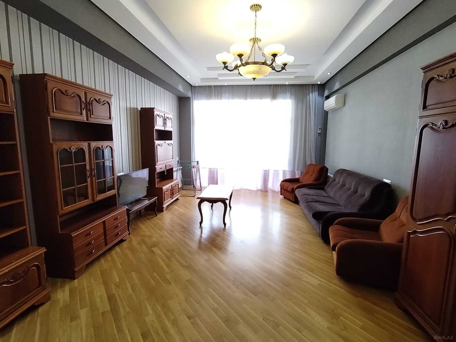 3 otaqlı Yeni tikili, Nizami m., Bakı