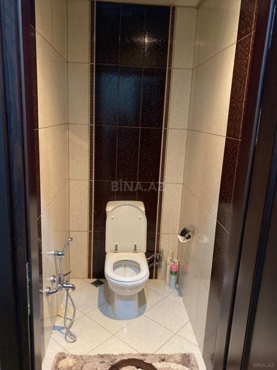 2 otaqlı Köhnə tikili, Şah İsmayıl Xətai m., Bakı