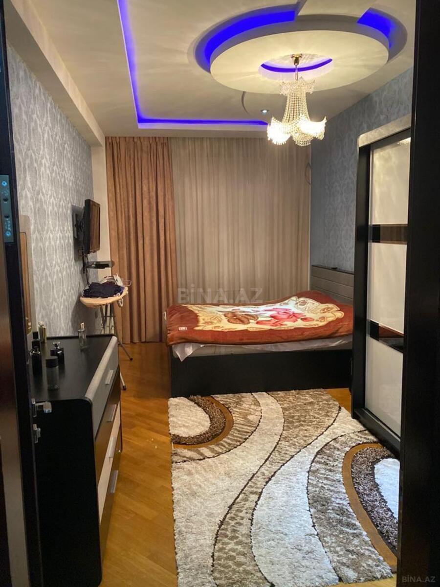 2 otaqlı Köhnə tikili, Şah İsmayıl Xətai m., Bakı