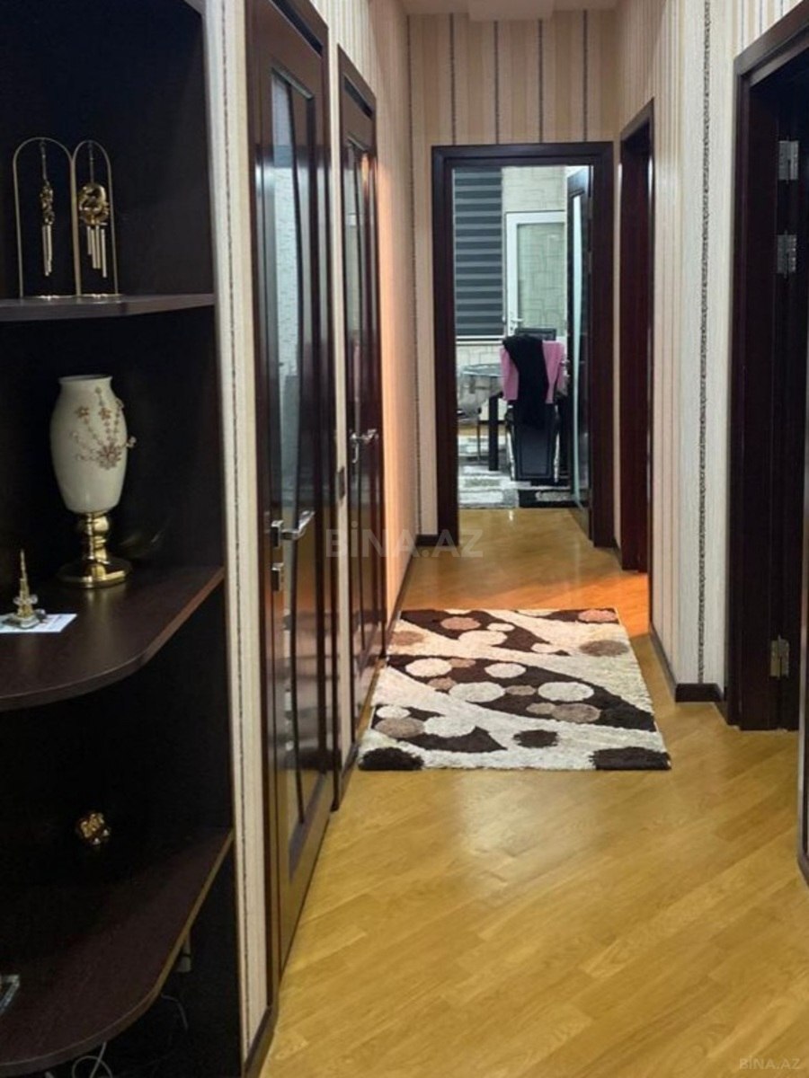 2 otaqlı Köhnə tikili, Şah İsmayıl Xətai m., Bakı