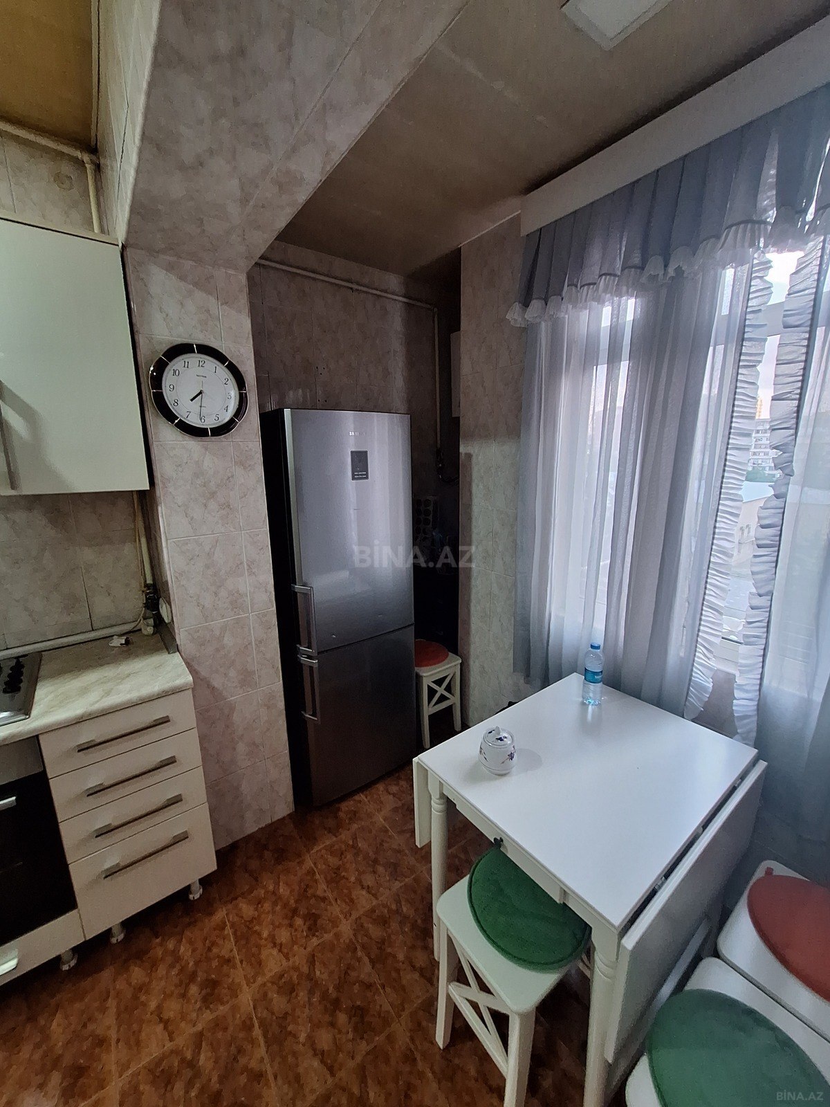1 otaqlı Köhnə tikili, 8-ci mikrorayon q., Bakı