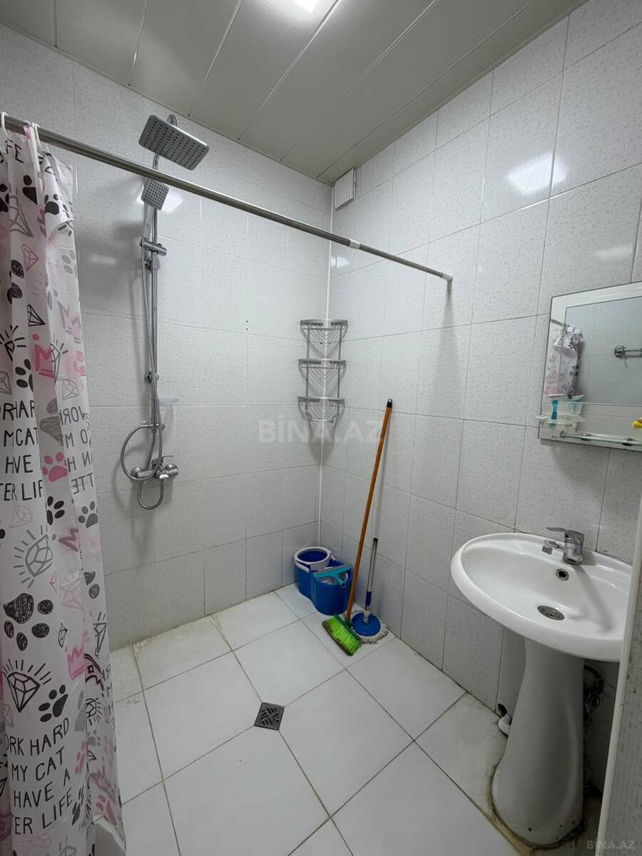 2 otaqlı Köhnə tikili, Memar Əcəmi m., Bakı