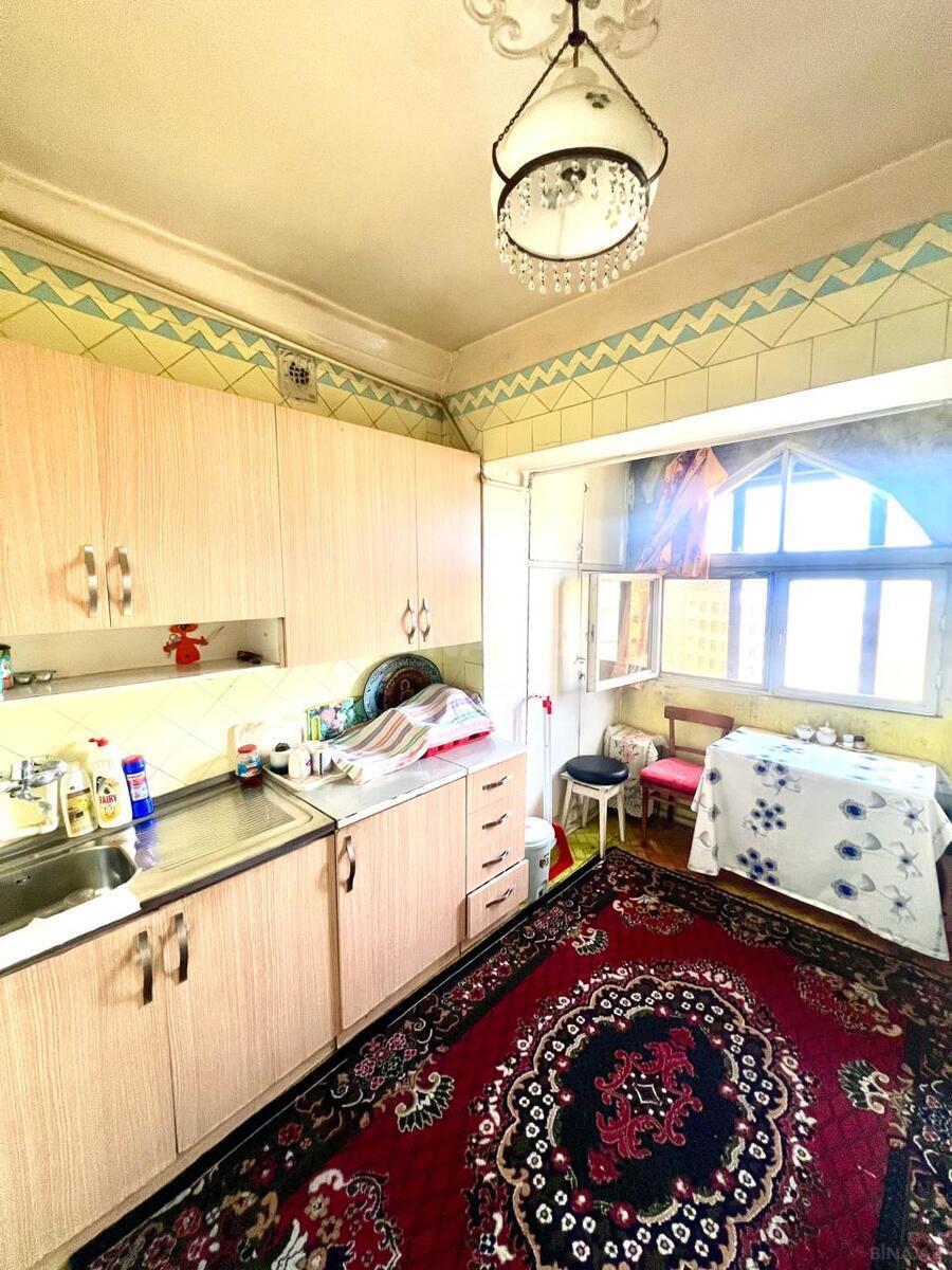 3 otaqlı Köhnə tikili, Nərimanov r., Bakı