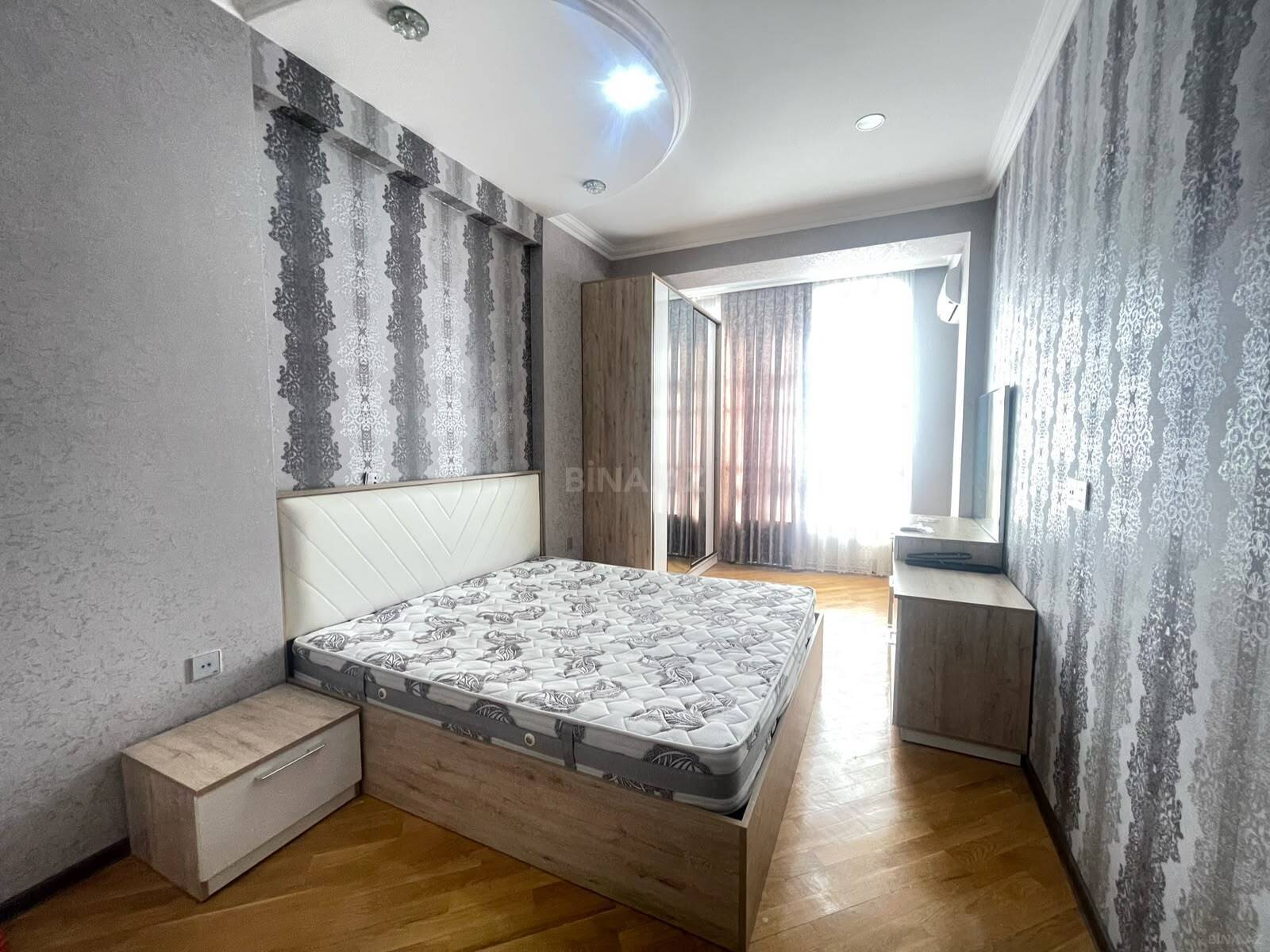 2 otaqlı Yeni tikili, İnşaatçılar m., Bakı