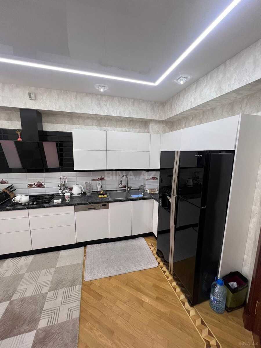 4 otaqlı Yeni tikili, 28 May m., Bakı