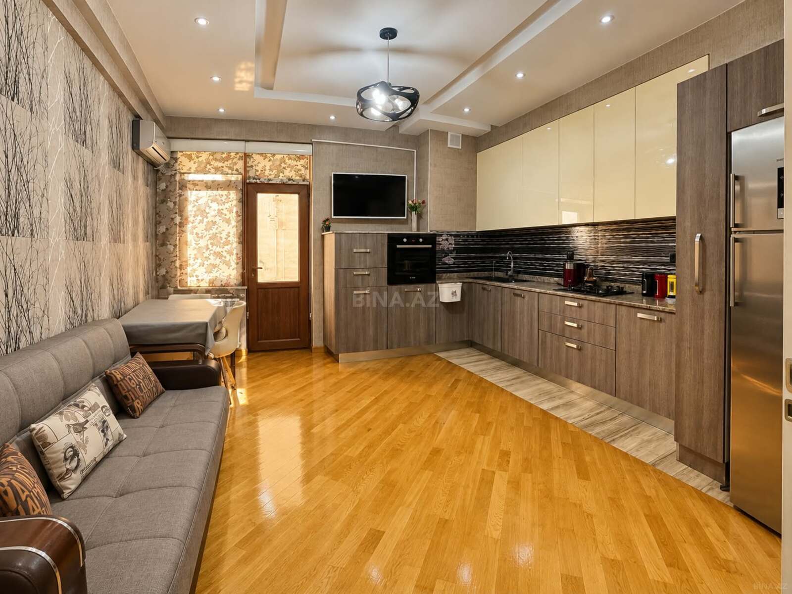 3 otaqlı Yeni tikili, Xalqlar Dostluğu m., Bakı