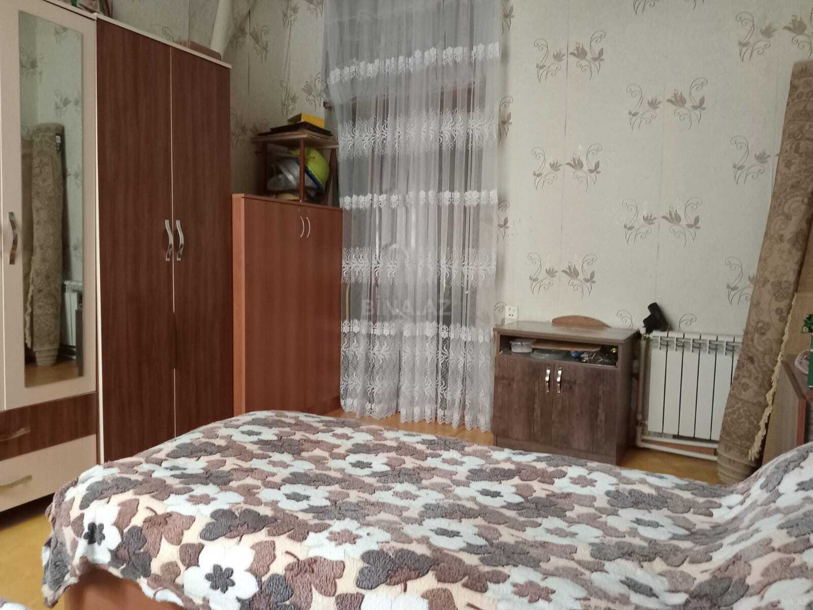 2 otaqlı Köhnə tikili, Bakıxanov q., Bakı