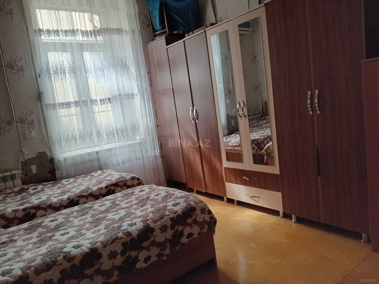 2 otaqlı Köhnə tikili, Bakıxanov q., Bakı
