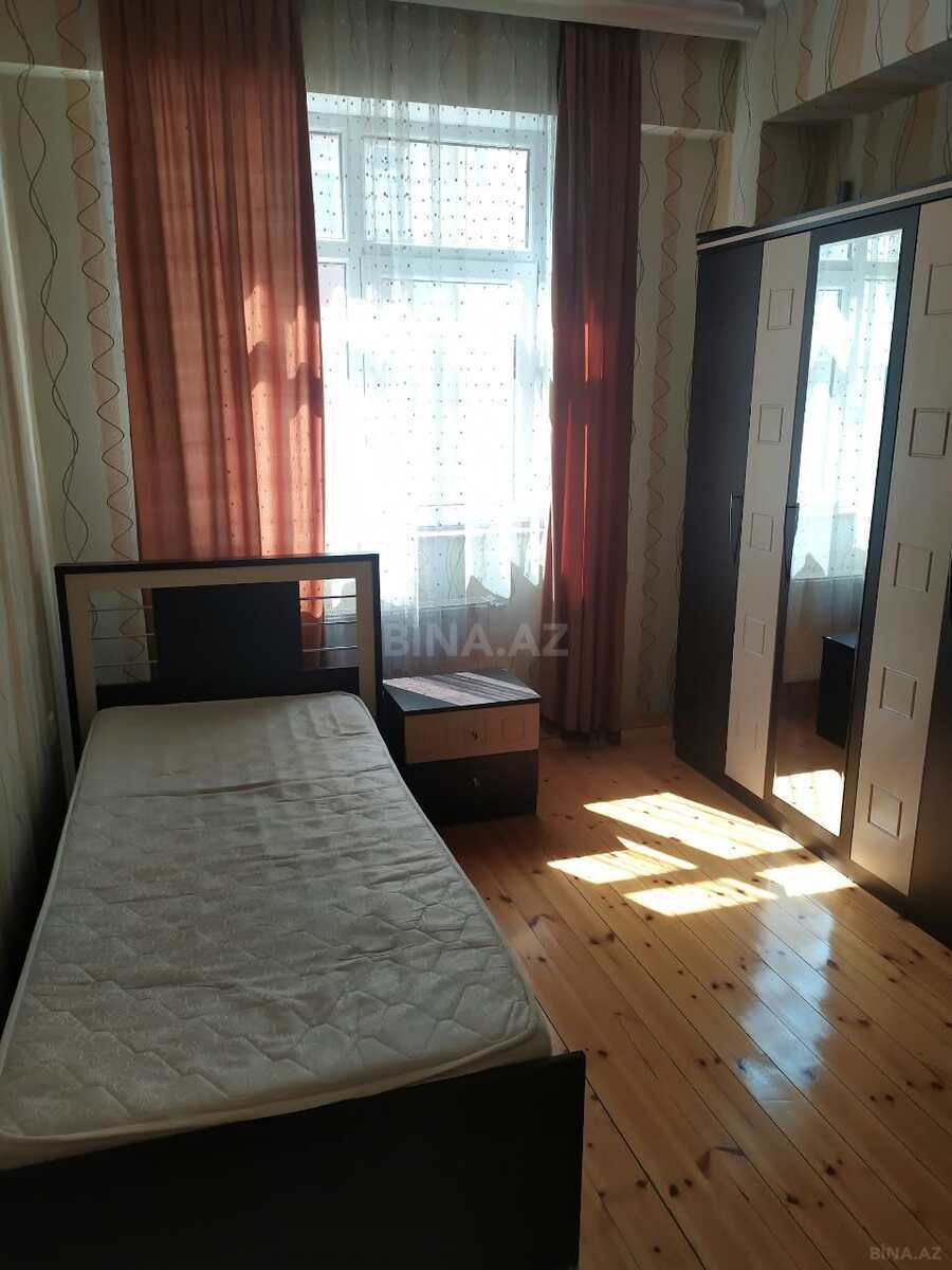 3 otaqlı Yeni tikili, Şah İsmayıl Xətai m., Bakı