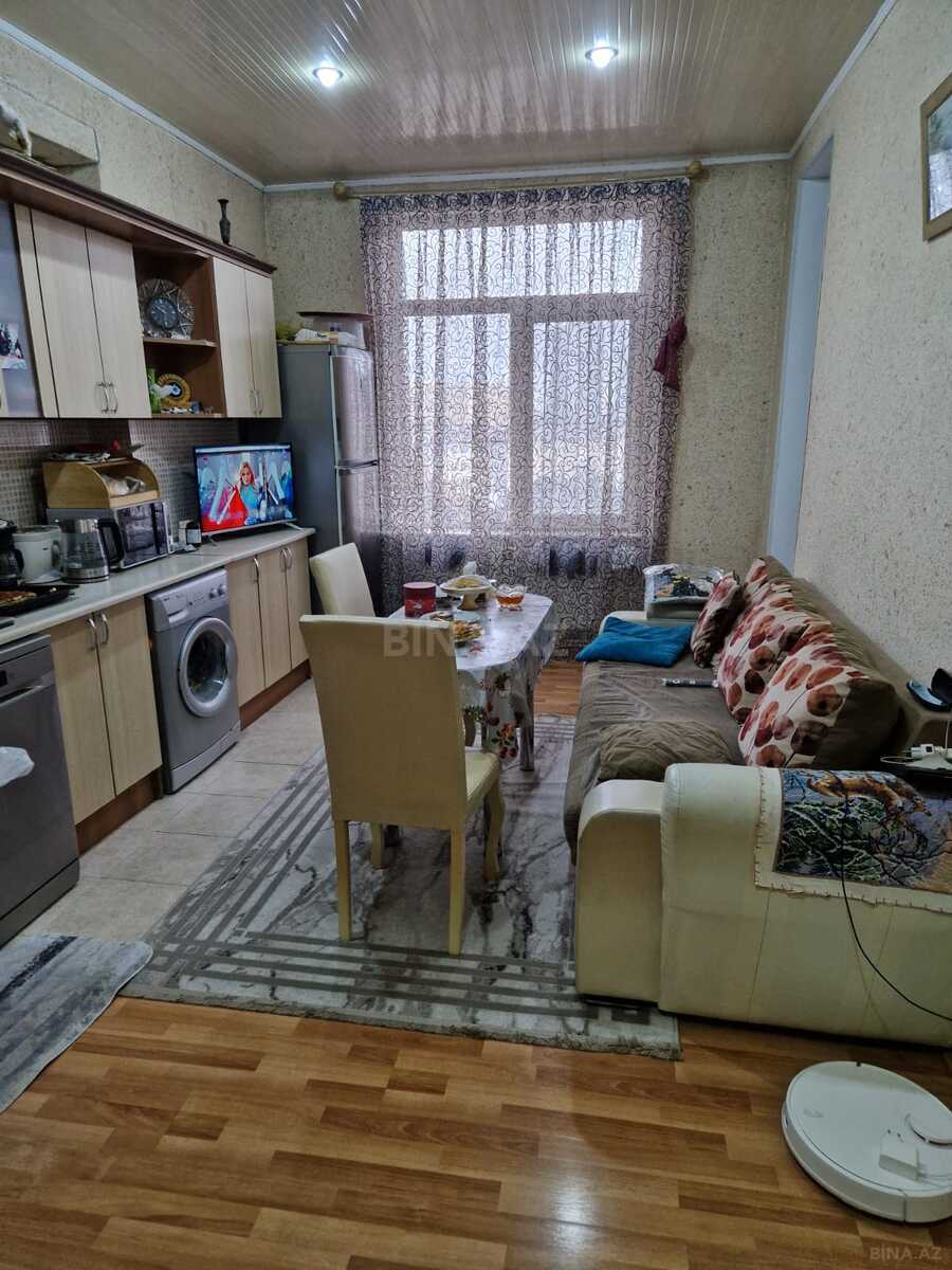 3 otaqlı Yeni tikili, Memar Əcəmi m., Bakı